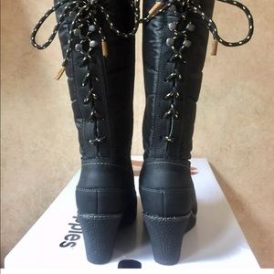 Wedge Heel Hilde Hyde Snow Boot Black LeatherNylon